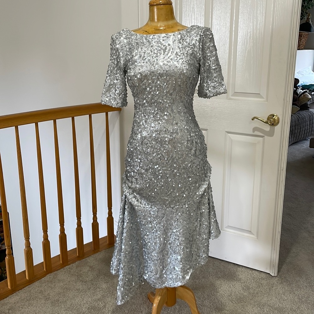 Sequin Midi Dress Silver